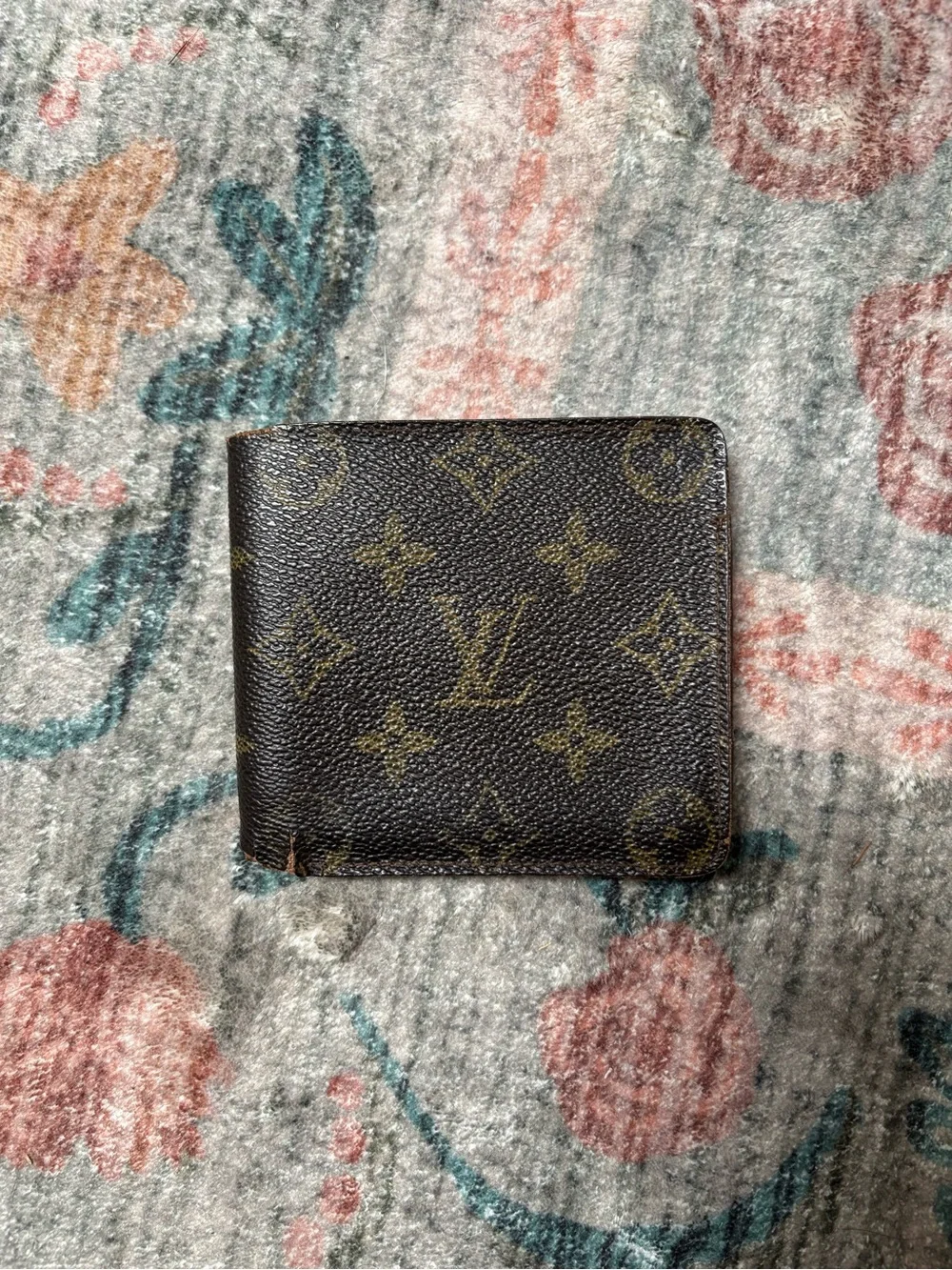 Louis Vuitton authentic but